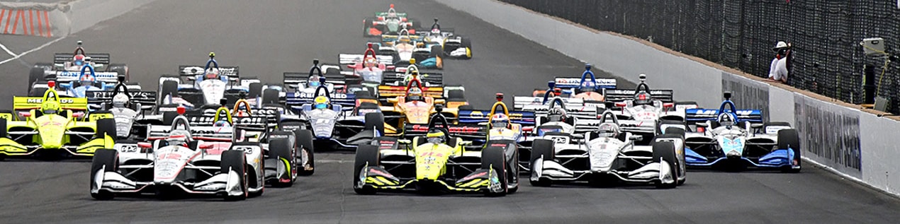 indy cars racing to through the start line San Jose
